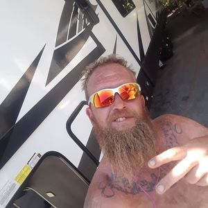 Meet your Posher, Jb